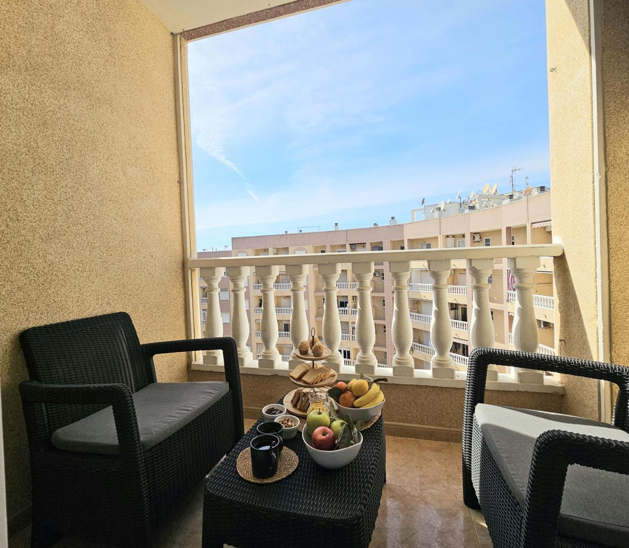 Apartamento Con Piscina, Parque Las Naciones, Торевьиа Экстерьер фото